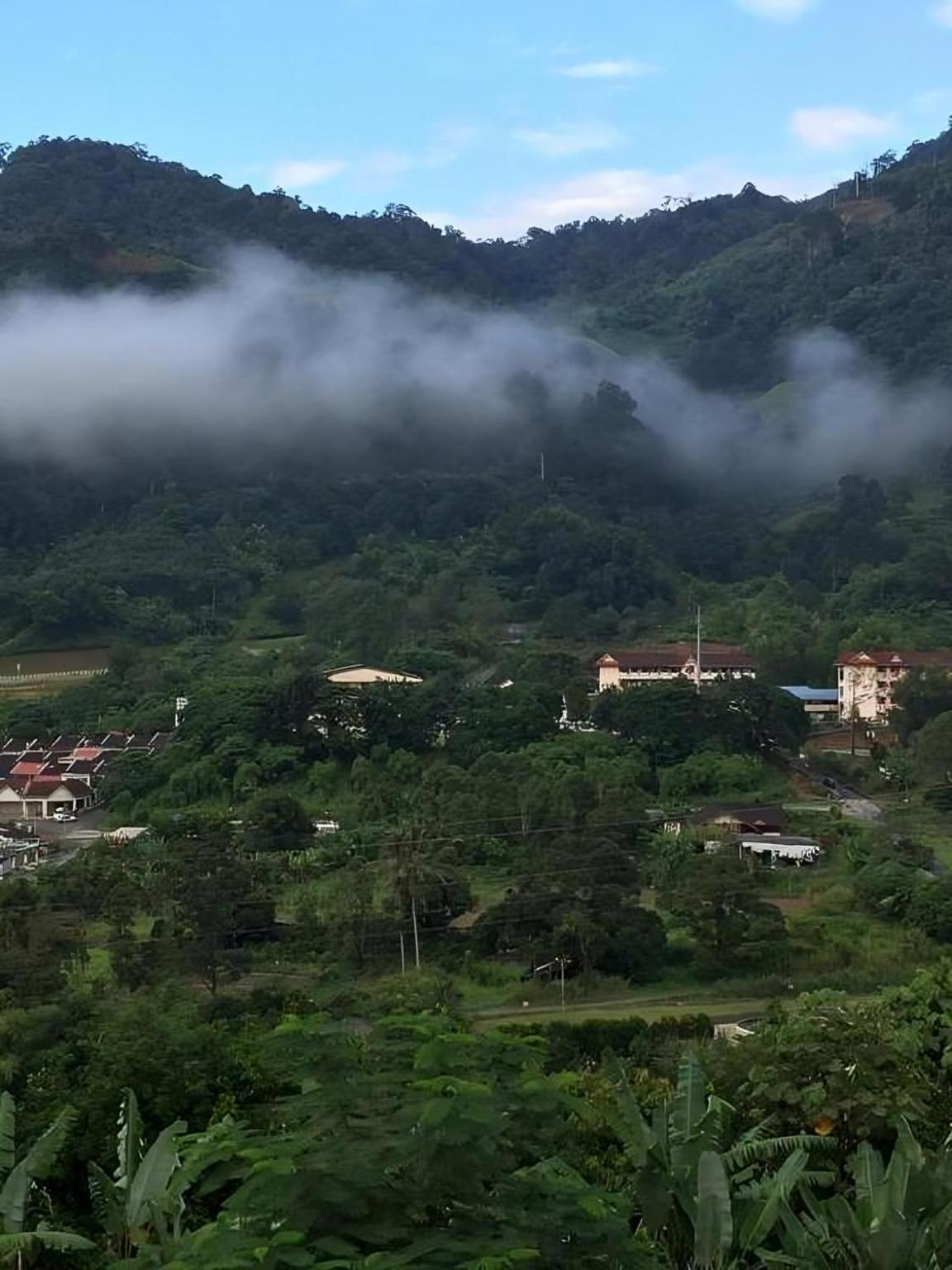 Bukit Tinggi Fuchsia Hillhomes Bagian luar foto