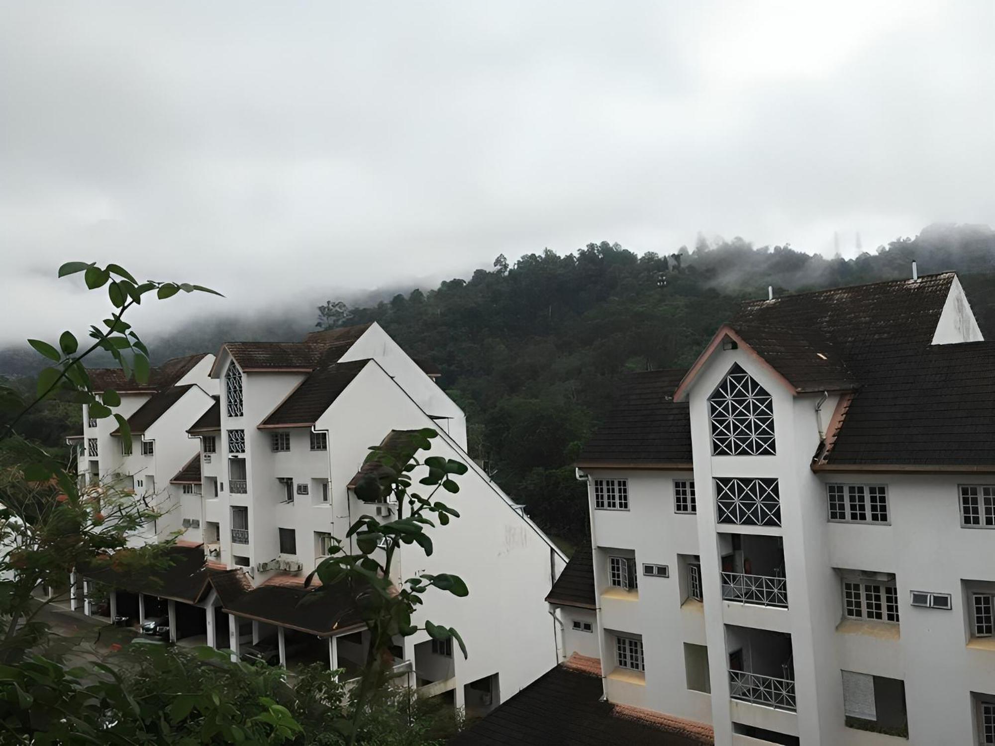 Bukit Tinggi Fuchsia Hillhomes Bagian luar foto