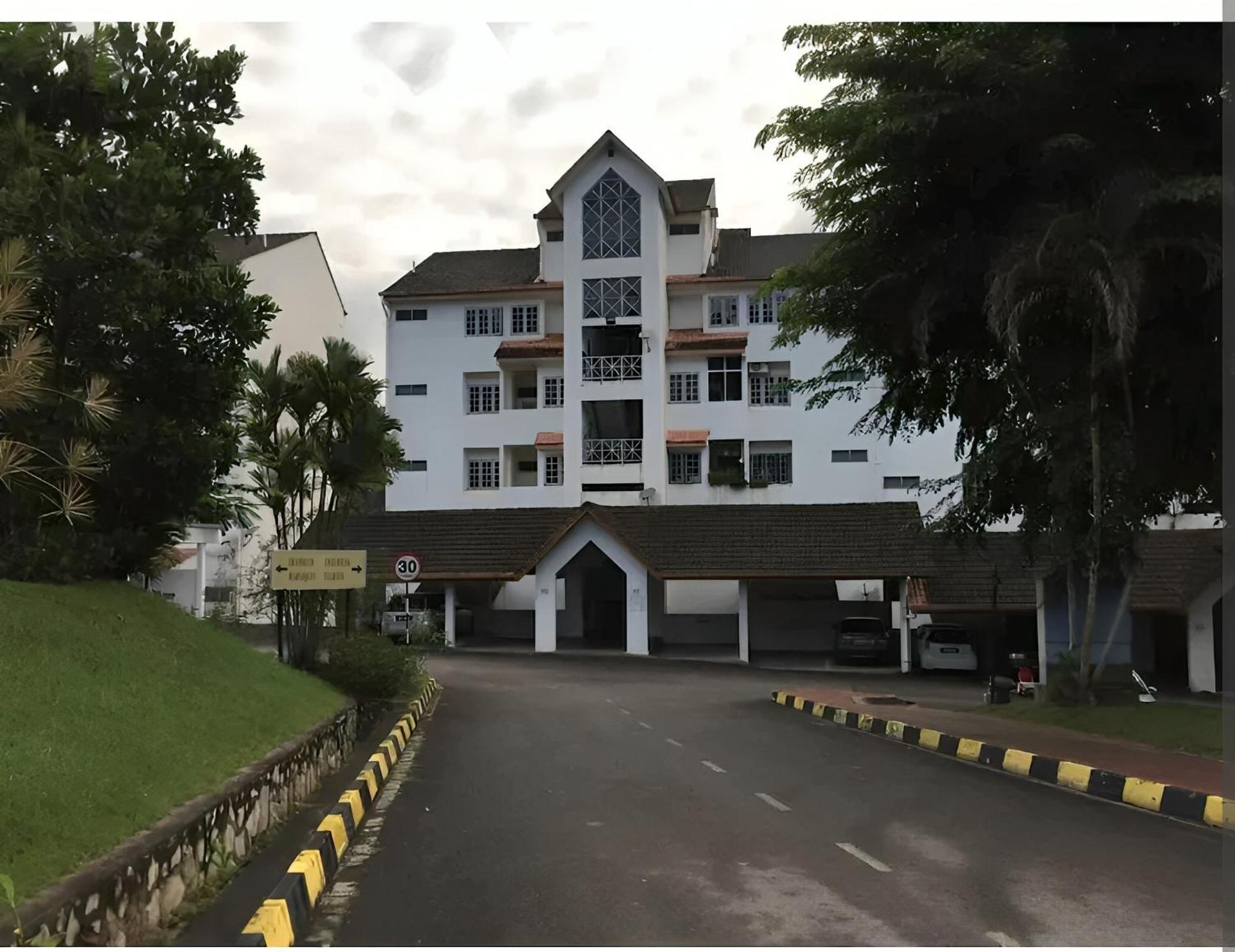 Bukit Tinggi Fuchsia Hillhomes Bagian luar foto